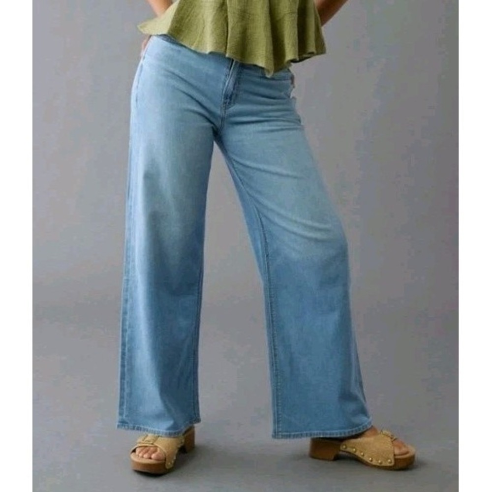 American Eagle NWT Curvy Dreamy Drape Baggy Wide Leg Jeans 18 Super High Rise